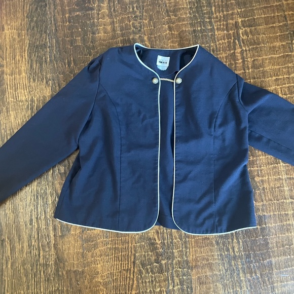 Vintage Jacket - Picture 9 of 12